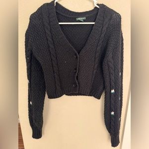Women’s crop sweater